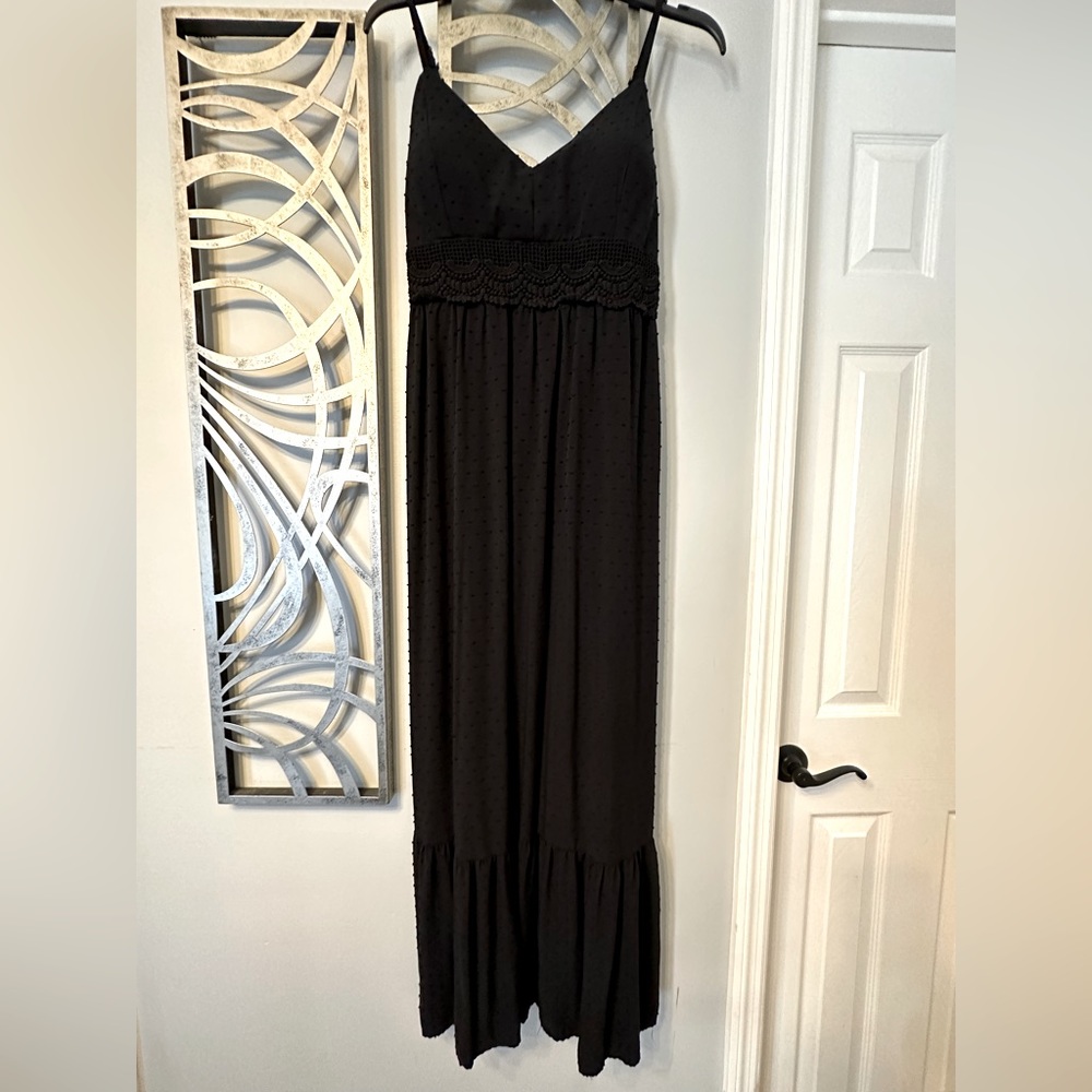 Lily Rose | Black Maxi Dress (size M)